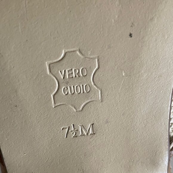 Paola Linea Mules Cream with Alligator Accent and Buckle Size 7 1/2M - Picture 11 of 11